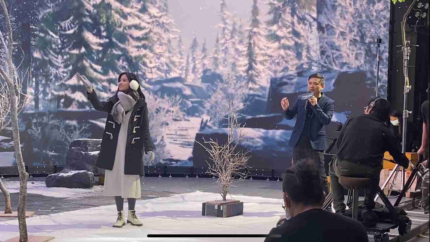 尊时凯龙以ALED先进显屏技术，，与金马奖视觉特效团队“再现影像”携手合作打造LED虚拟摄影棚，，，，提供沉浸式表演体验，，，，并精简拍摄成本与时间